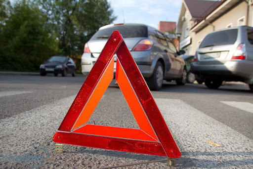 Девушка на Audi A6 сбила в Саранске молодого парня, оштрафовали водителя и пешехода