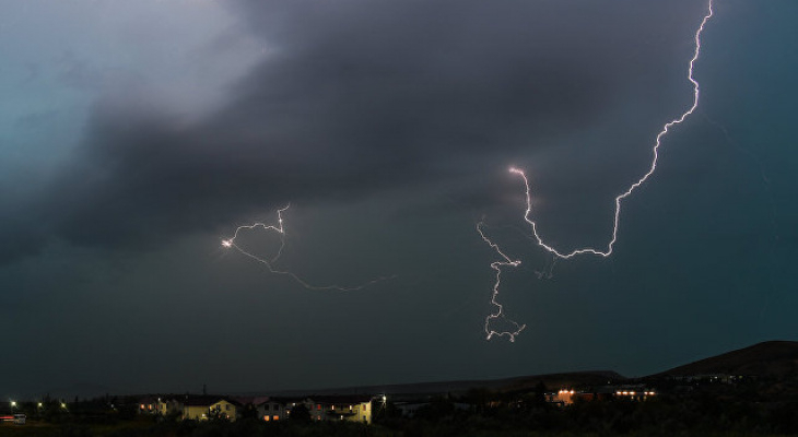 В Мордовии на 3 июля из-за грозы объявили оперативное предупреждение