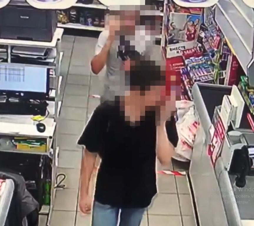Два подростка в Саранске обокрали супермаркет на сумму в 9 тысяч рублей