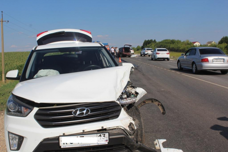 В Лямбирском районе Мордовии в массовом ДТП погибли два человека, трое человек пострадали