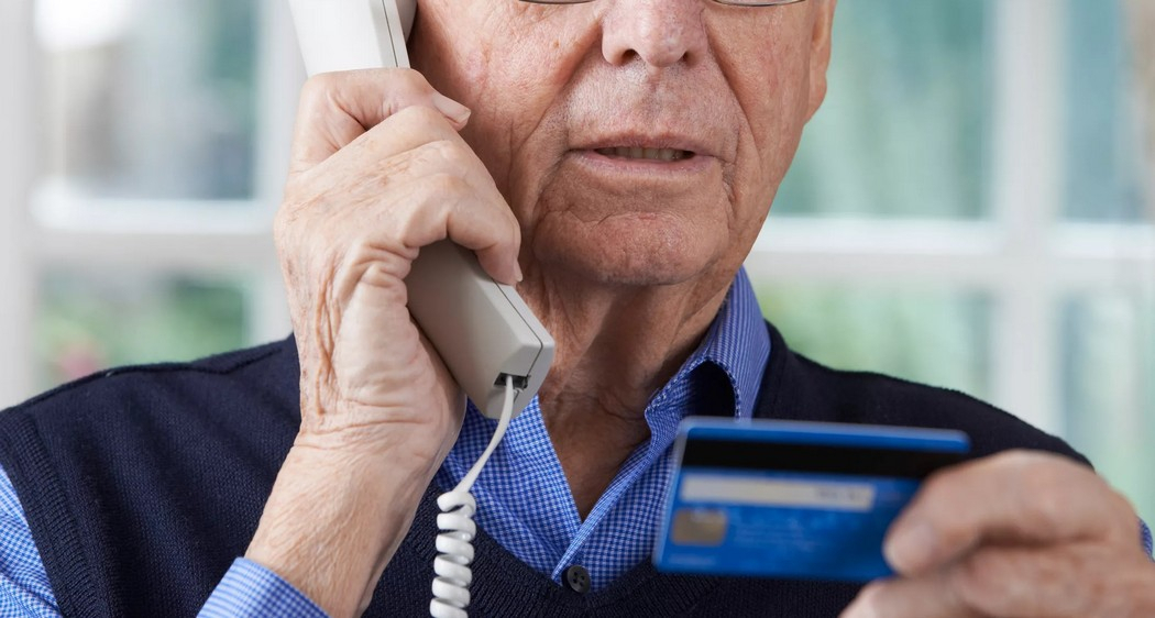 Пенсионер из Саранска перечислил мошенникам 637 тысяч рублей