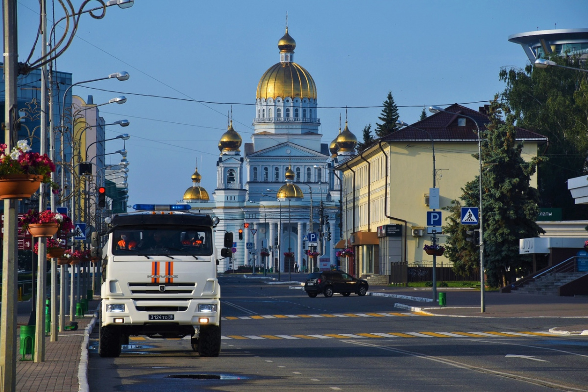Спасатели МЧС провели в Саранске масштабную санобработку