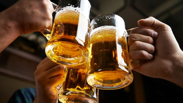 В Мордовии разрешили продавать пиво до 23:00 — так власти хотят бороться с суррогатом