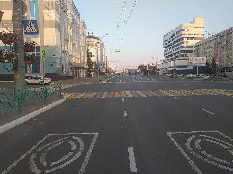 В Саранске девушка на пешеходном переходе попала под колёса иномарки