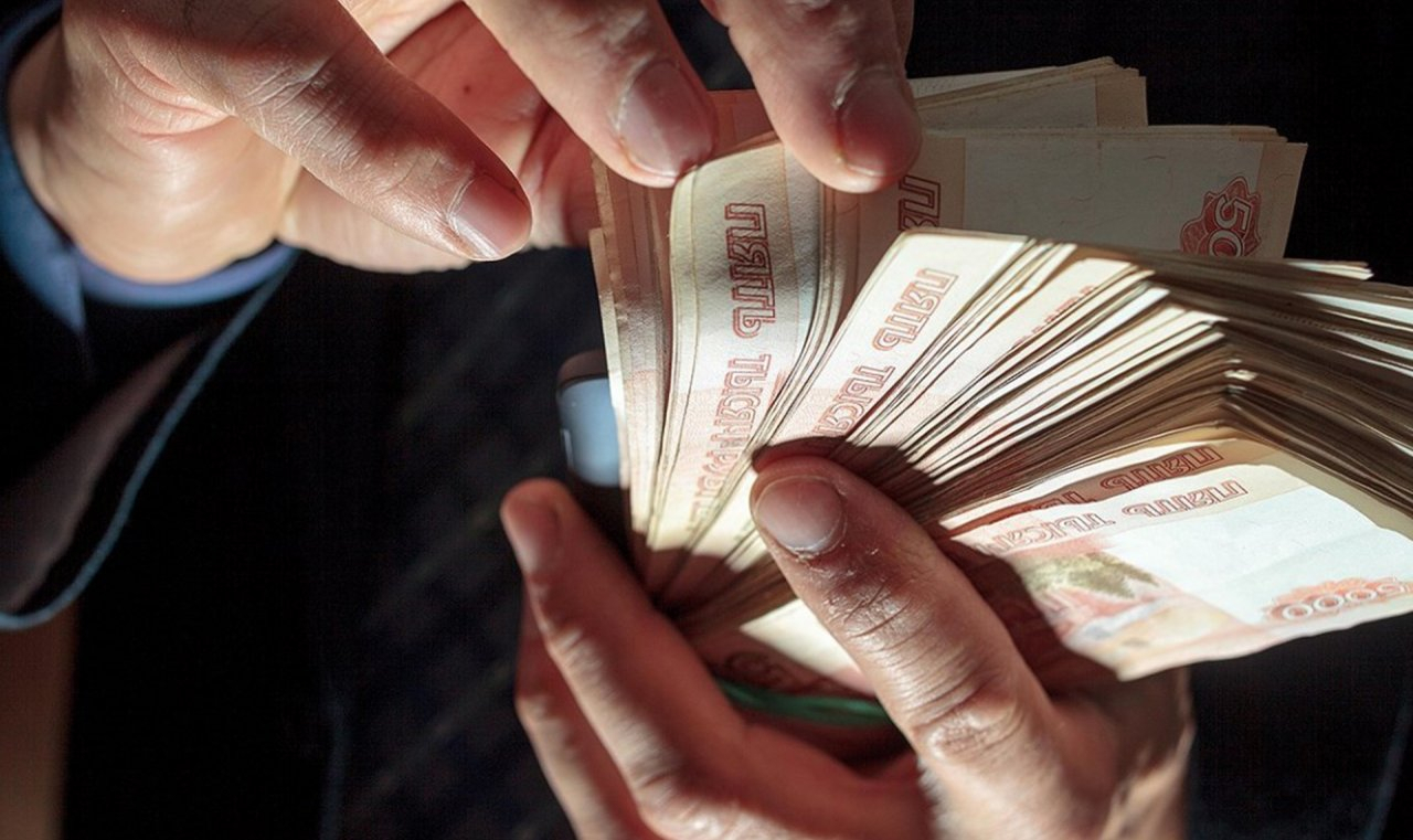Пенсионер из Саранска потерял 700 тысяч рублей, поверив мошенникам