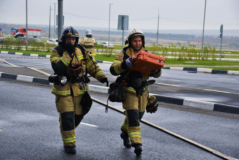 Пожарные эвакуировали сотрудников аэропорта в Саранске