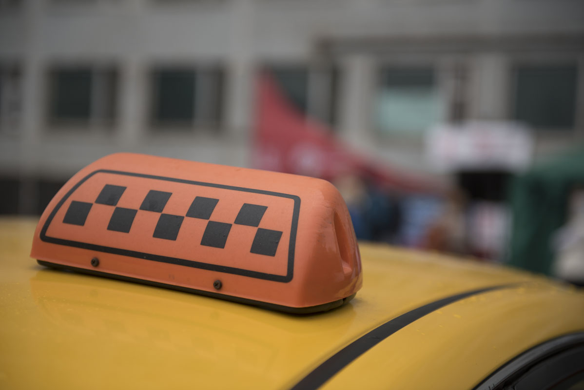 В Мордовии пьяный пассажир угрожал убить таксиста за требование об оплате поездки