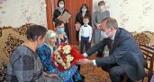 Глава Мордовии поздравил со столетним юбилеем участницу строительства Сурского рубежа 