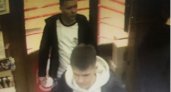 В Саранске двое молодых людей расплатились фальшивкой в магазине: их ищет полиция