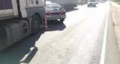 На трассе в Мордовии легковушка врезалась в фуру: есть пострадавший