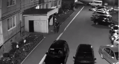 Полиция ищет мужчину, укравшего велосипед из подъезда дома в Рузаевке