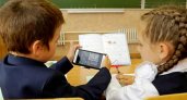 В Мордовии школьникам запретили пользоваться мобильными телефонами