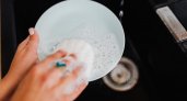 «Хватит на гору посуды»: Роскачество назвало лучшее средство для мытья посуды