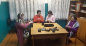 Женщины из мордовского села связали шерстяные носки для участников СВО