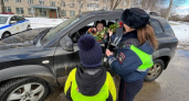 В Госавтоинспекции Мордовии провели акцию «С праздником, автоледи»