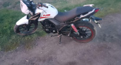 В Мордовии несовершеннолетний байкер опрокинул мотоцикл на дорогу: пострадала девушка