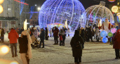 Стали белее снега: россиян повергла в шок новость о сокращении новогодних праздников и выходных