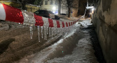 Жителей Мордовии предупредили об опасности схода сосулек и снега с крыш