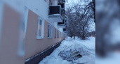 В Саранске из-за снега рухнул балкон многоквартирного дома