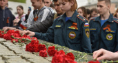 В Саранске в День памяти возложили цветы к памятнику воинам-интернационалистам