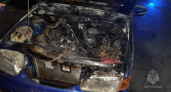 В центре Саранске на дороге загорелась легковушка