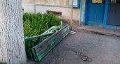 Жители Саранска пожаловались на сломанные лавочки во дворах