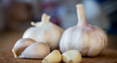 Капсула времени для чеснока: не сохнет, не вянет, не прорастает и не гниёт - сохраняется в квартире до мая как свежий