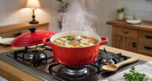 Почему суп всегда нужно варить без крышки: как жаль, что узнала об этом только в 43