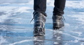 Обувь больше не скользит: клею по квадратику на подошвы и бегаю по льду как по асфальту - и еще 5 верных способов от скольжения
