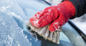 Щетка убьет ваш лобовик: почему никогда не чищу стекло авто от снега - и вот как решил проблему