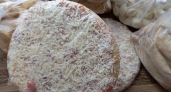 Моя самая удачная покупка в "Ермолино": мясная пицца с копченостями - много начинки и аромат
