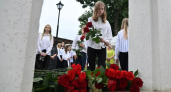 В Саранске почтили память погибших детей Донбасса