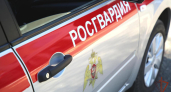 В Саранске нетрезвая женщина ехала на машине матери с сумкой на багажнике