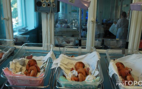 В Саранске первой новорожденной 2017 года стала девочка