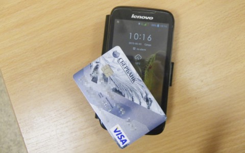 Неизвестный абонент обокрал жительницу Мордовии