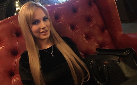 Звезде Дома-2 из Саранска с депрессией помогла справиться астролог