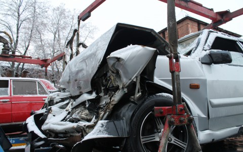 В Саранске водитель иномарки устроил ДТП и сбежал