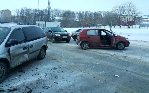 В Саранске на новой дороге Светотехстрой - Юго Запад произошла авария