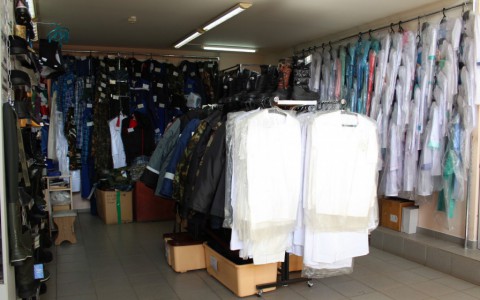 В Саранске женщина вынесла из магазина брюки