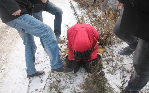 Житель Саранска из ревности избил женщину