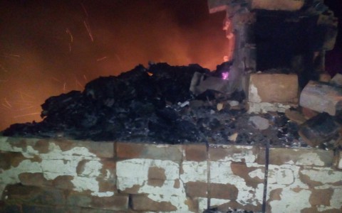 Житель Мордовии сгорел лежа на печи в собственном доме