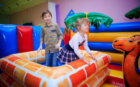 Развлекательный центр в Саранске ответил за травму ребенка на батуте