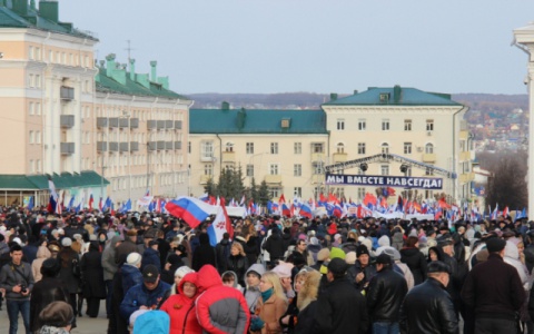 На митинг в честь присоединения Крыма пришло 10 тысяч жителей Саранска