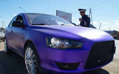 Для борьбы с гонщиками на улице Солнечной в Саранске будут применять «дубинку»