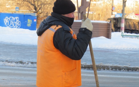 Жителям Саранска предлагают выбрать спецодежду для коммунальщиков