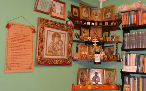 В Саранске рецидивист несколько раз взламывал «Иконную лавку»