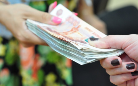 В Саранске студентка шантажировала одногруппников, чтобы получить с них деньги