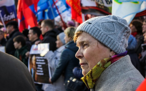 Пенсионеры Самары выйдут на митинг за отставку экс-главы Мордовии с поста губернатора