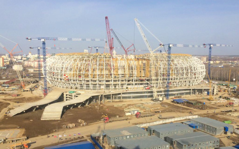 На стадионе «Мордовия-Арена» начался монтаж временных трибун