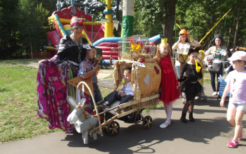 Первое мая в Саранске: шоу ростовых кукол и «Парк Пушкинского периода»